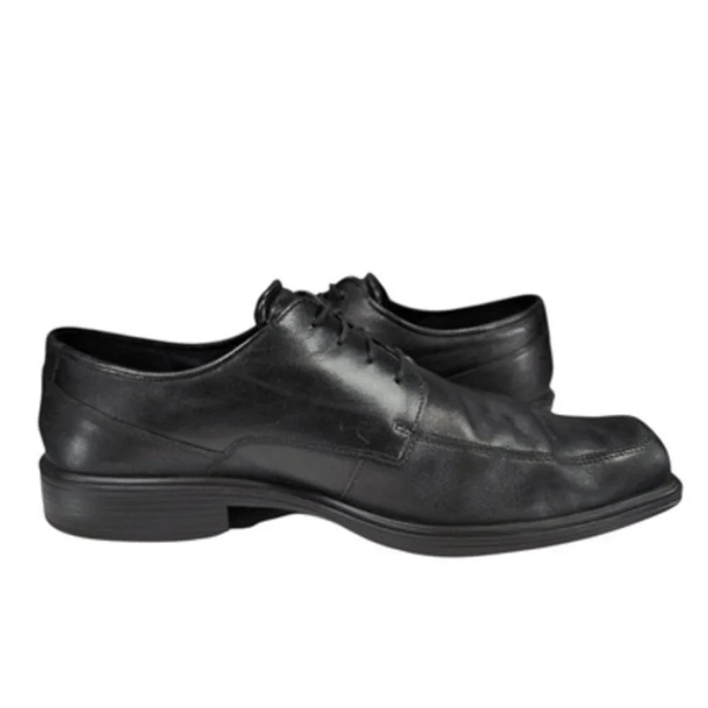 Ecco dress shoe